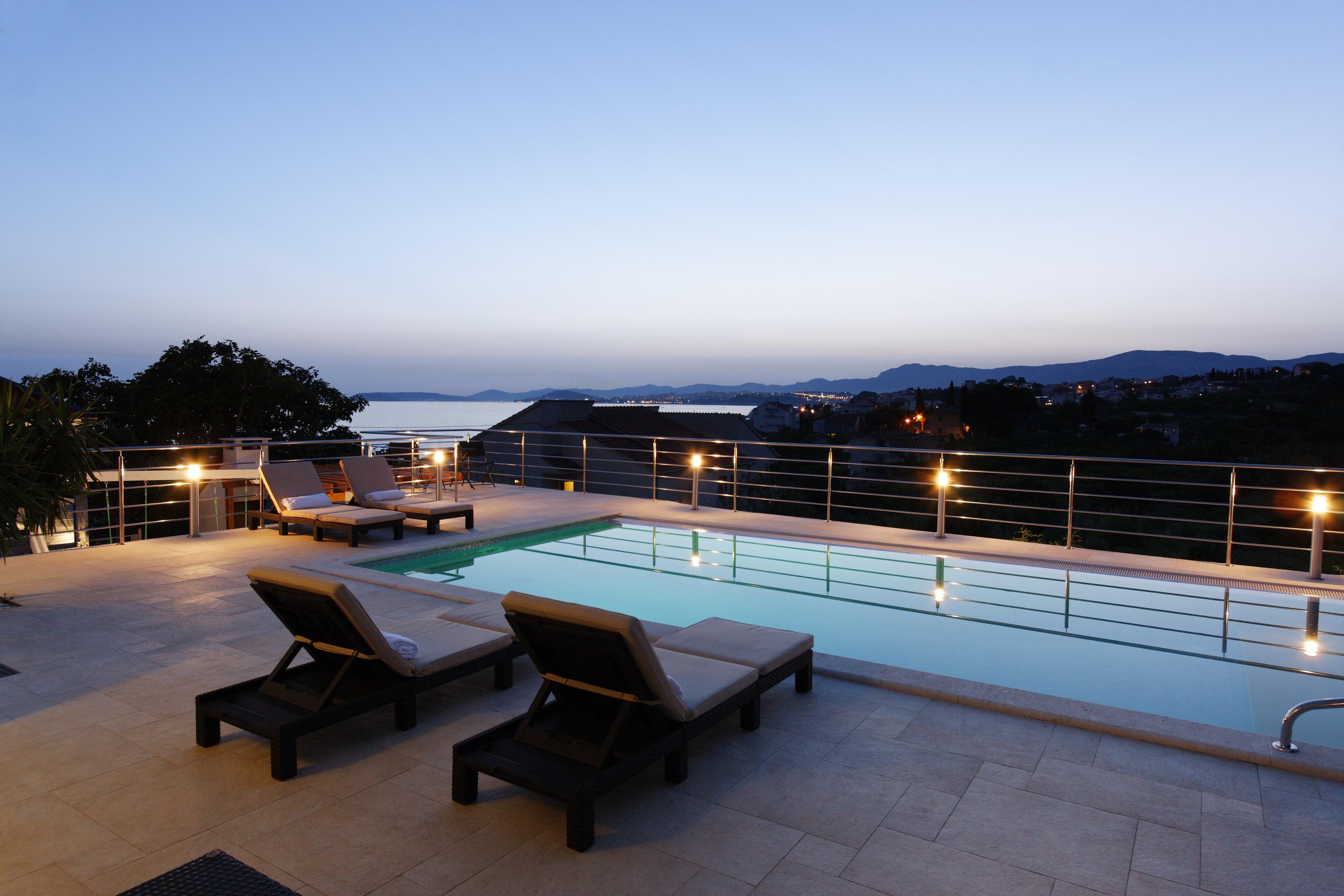 Villa Mermaid Your Croatian Haven With Luxury Pool And Scenic Views Podstrana Dış mekan fotoğraf