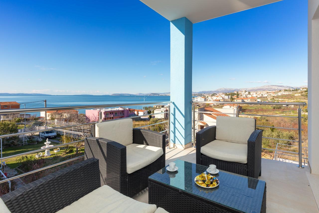 Villa Mermaid Your Croatian Haven With Luxury Pool And Scenic Views Podstrana Dış mekan fotoğraf
